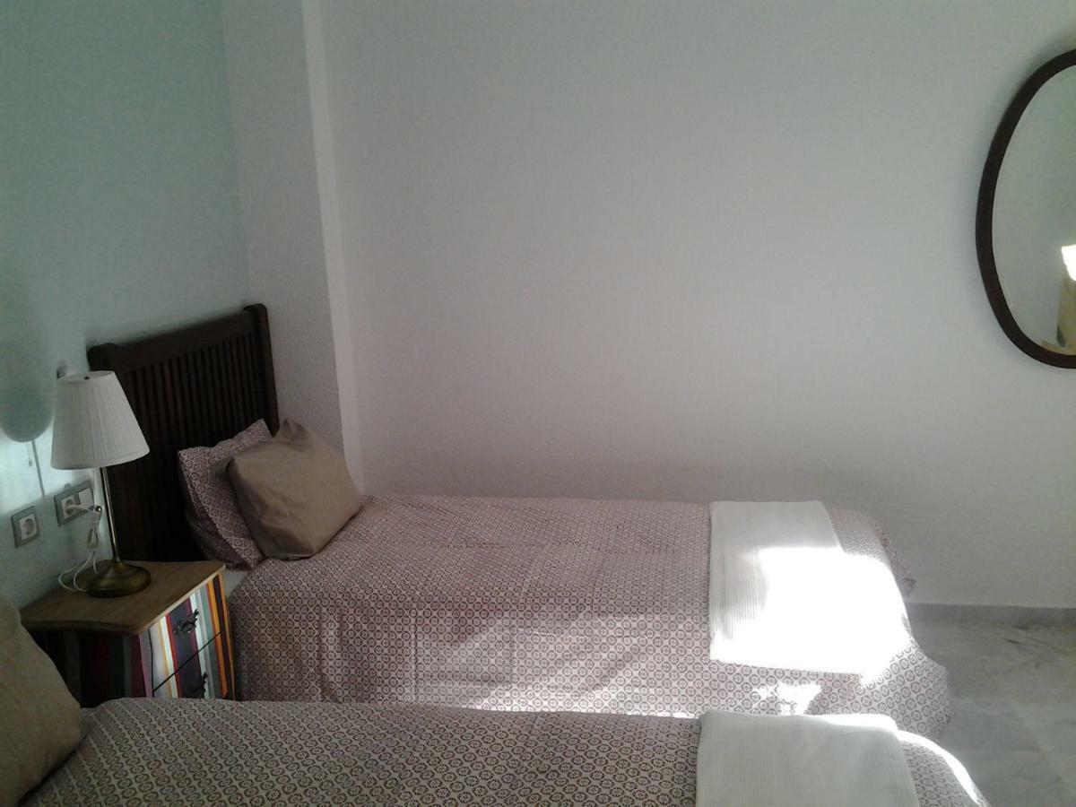 Pop Art House 2 Bedrooms มาลากา ภายนอก รูปภาพ